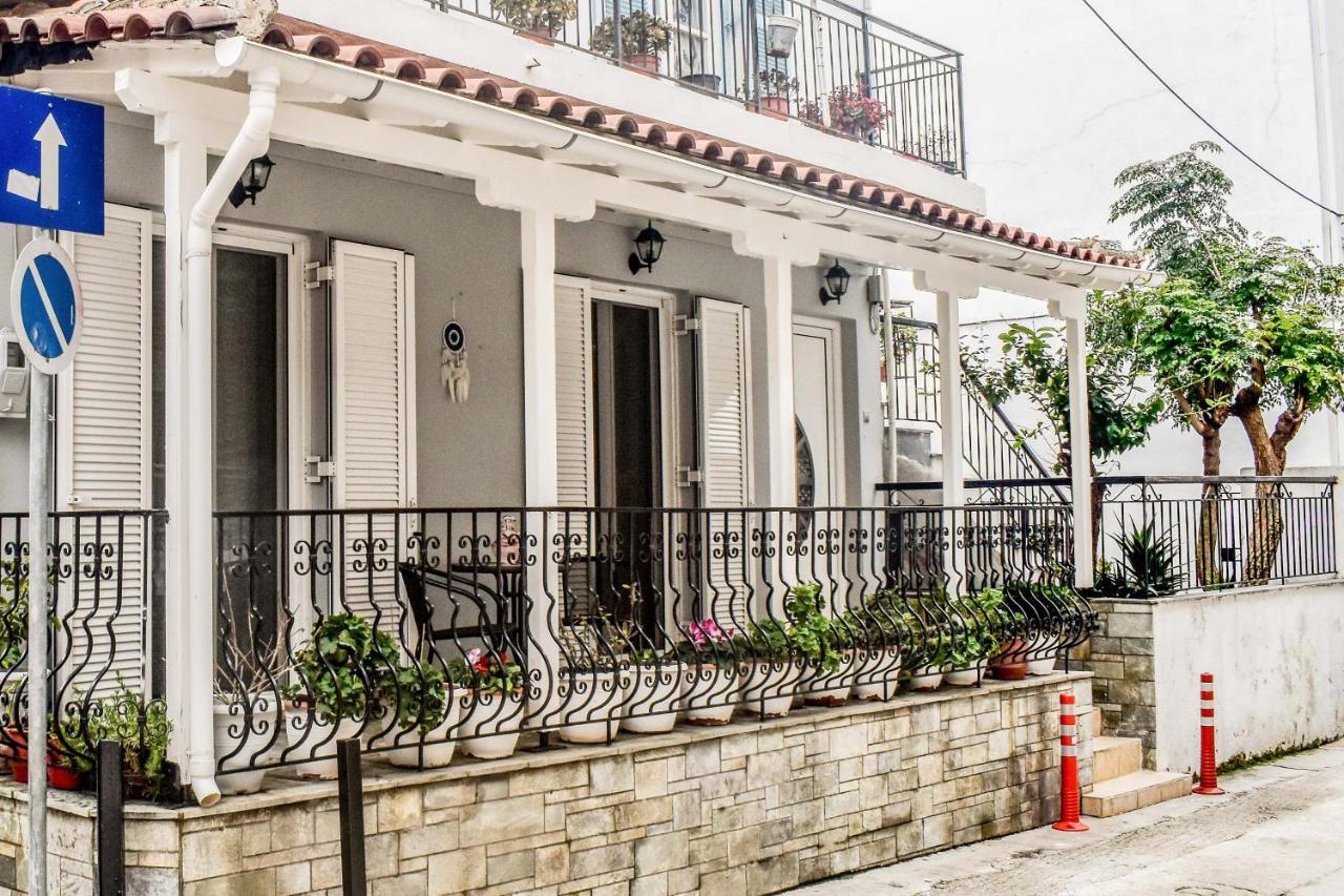 Dafni'S House Villa สเกียธอสทาวน์ ภายนอก รูปภาพ