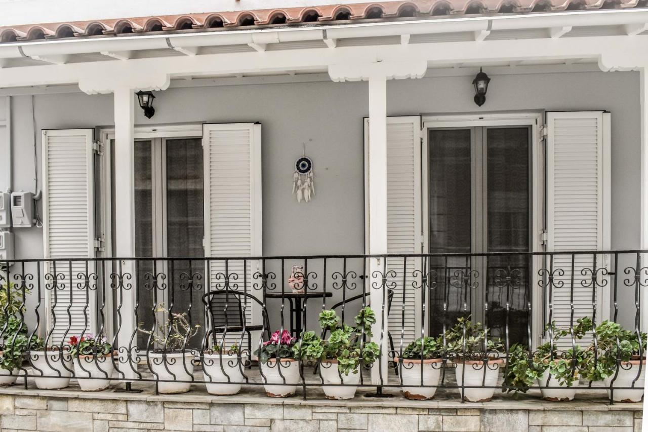 Dafni'S House Villa สเกียธอสทาวน์ ภายนอก รูปภาพ